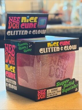 SCHYLLING | Nee Doh Nice Cube Glitter & Glow Pink Squishy